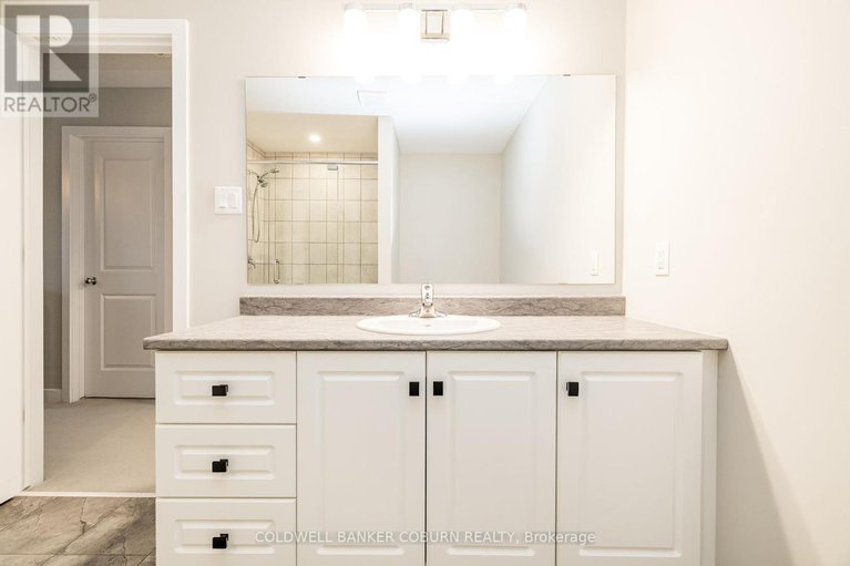 28979306/161-jardiniere-street/remainder-of-stittsville-area/ottawa/ontario/K2S2K1_23