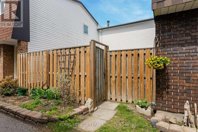28283538/156-518-orkney-private/carleton-square/ottawa/ontario/K2C3M7_38