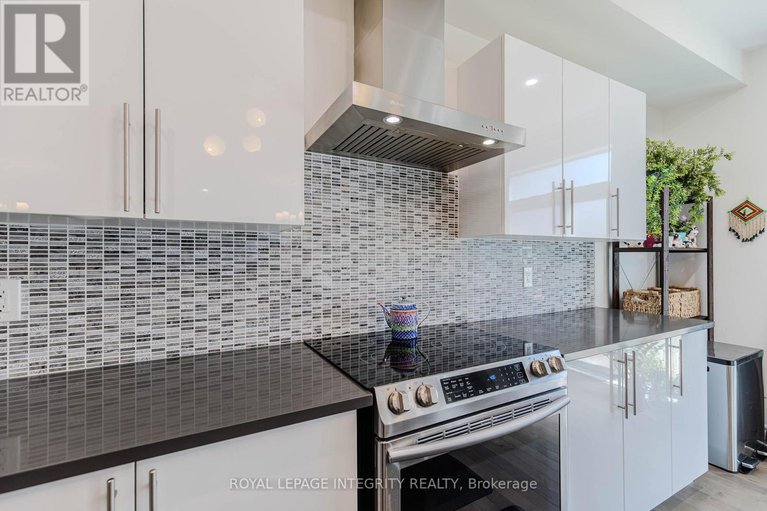 28743479/772-samantha-eastop-avenue/stittsville-north/ottawa/ontario/K2S0Z9_9