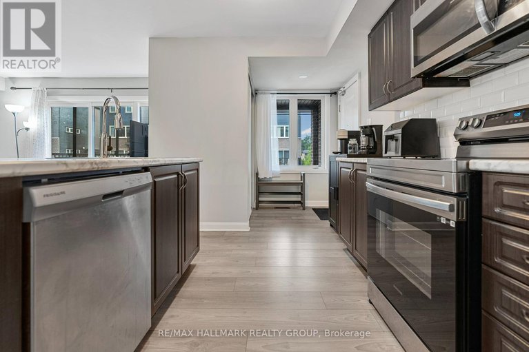 28841819/c-500-eldorado-private/morgans-grantsouth-march/ottawa/ontario/K2K1X9_9