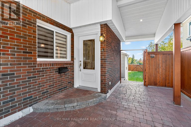 28966380/1816-applegrove-court/beacon-hill-south/ottawa/ontario/K1J6S5_5