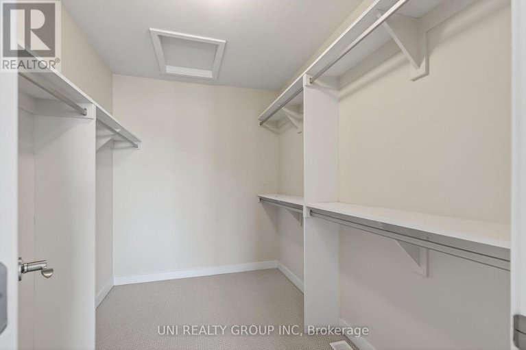 29638050/184-visor-private/emerald-meadowstrailwest/ottawa/ontario/K2V0S6_23