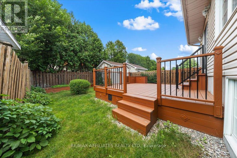 28623558/1694-toulouse-crescent/orleanssunridge/ottawa/ontario/K1C6K3_35