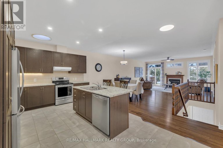 28308589/251-royal-landing-gate/north-grenville-twp-kemptville-south/north-grenville/ontario/K0G1J0_6
