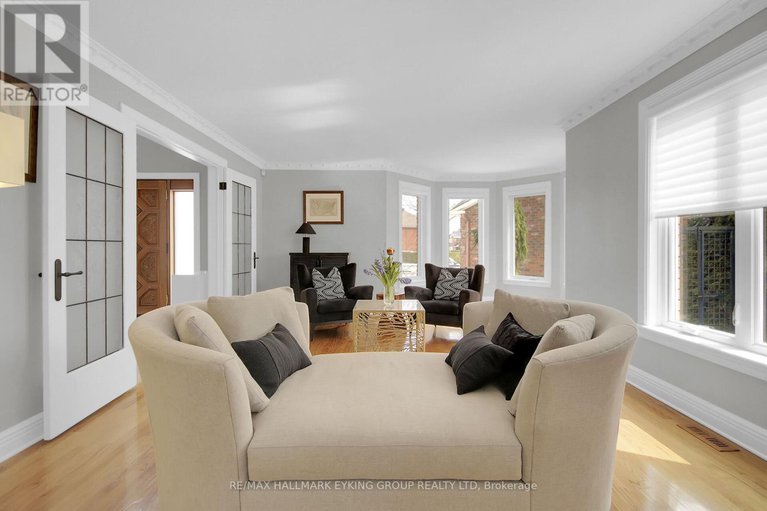 28224852/19-campfield-court/pineglencountry-place/ottawa/ontario/K2E7X8_10