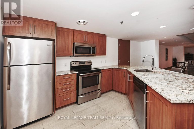 29517496/1303-242-rideau-street/sandy-hill/ottawa/ontario/K1N0B7_4