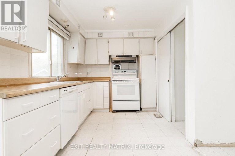 29077893/426-apple-tree-lane/viscount-alexander-park/ottawa/ontario/K1K2R6_13