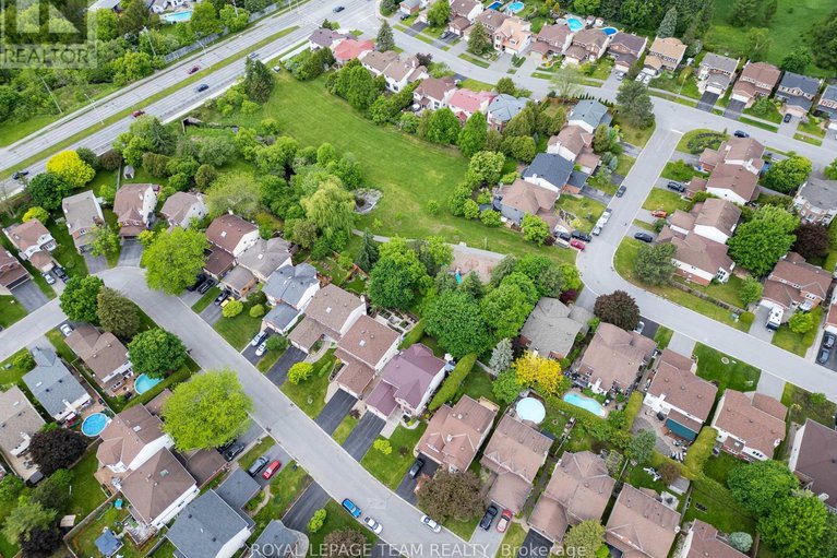 28401650/81-chickasaw-crescent/bridlewood/ottawa/ontario/K2M1M8_50