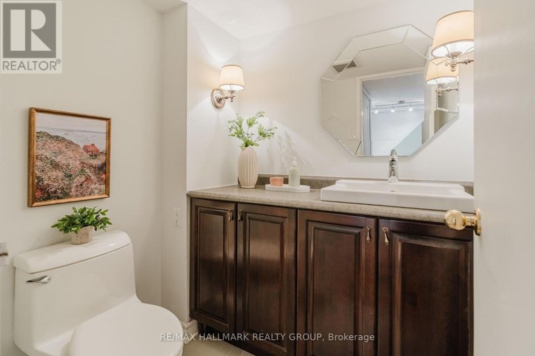 29608054/th2-300-queen-elizabeth-drive/glebe/ottawa/ontario/K1S3M6_10