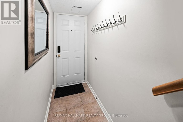 28457131/1340-guthrie-street/leslie-park/ottawa/ontario/K2H1G8_4