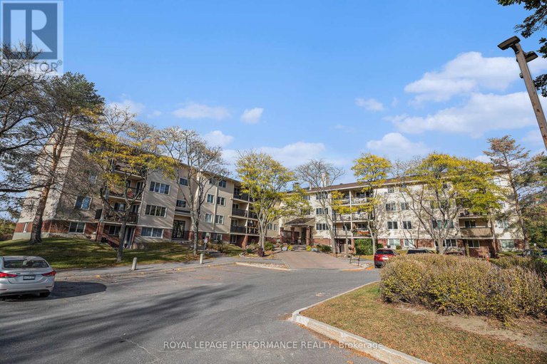 29014380/209-6470-bilberry-drive/orleans-wood/ottawa/ontario/K1C4P1_19