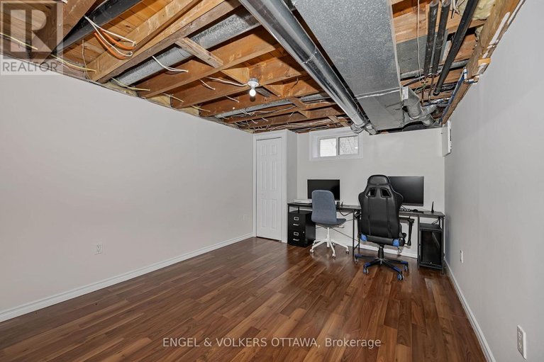 29458727/4868-ferry-road/fitzroy/ottawa/ontario/K0A1X0_30