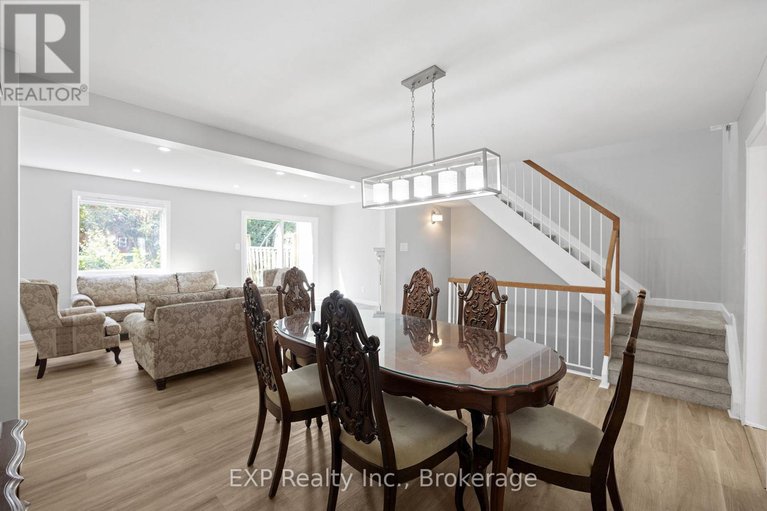 28894160/21-durbin-court/katimavik/ottawa/ontario/K2L3T7_11