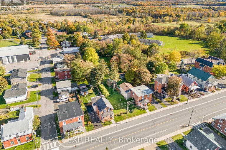 28642527/93-high-street/vankleek-hill/champlain/ontario/K6A1B4_28