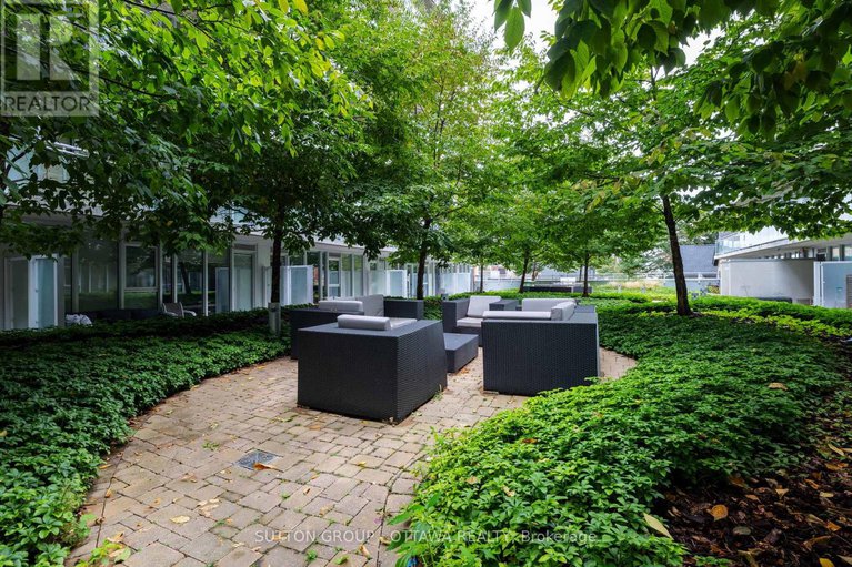 28552726/602-354-gladstone-avenue/ottawa-centre/ottawa/ontario/K2P0R4_15