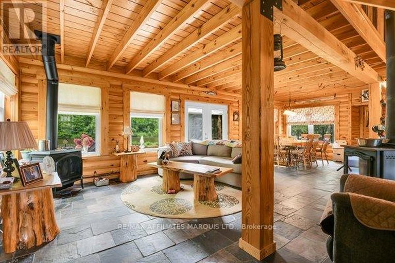 29487393/20158-celtic-lane-w/south-glengarry-charlottenburgh-twp/south-glengarry/ontario/K0C1N0_4