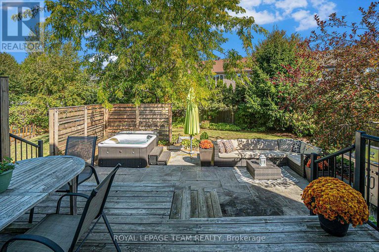 28937544/369-glenbrae-avenue/morgans-grantsouth-march/ottawa/ontario/K2W0C2_32