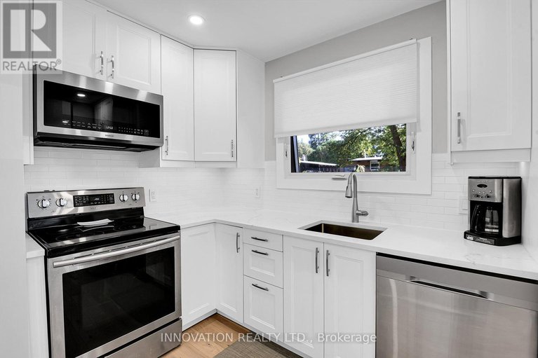 28969214/2569-hanlon-avenue/queensway-terrace-north/ottawa/ontario/K2B7X2_12