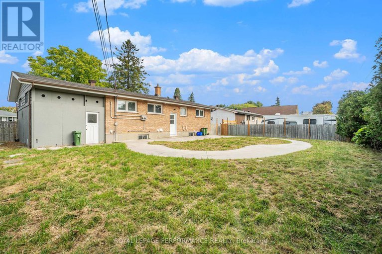 29325454/26-majestic-drive/manordale/ottawa/ontario/K2G1C7_32