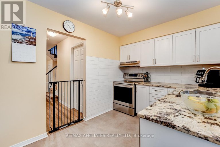 29094061/39-inwood-drive/bridlewood/ottawa/ontario/K2M1Z3_14