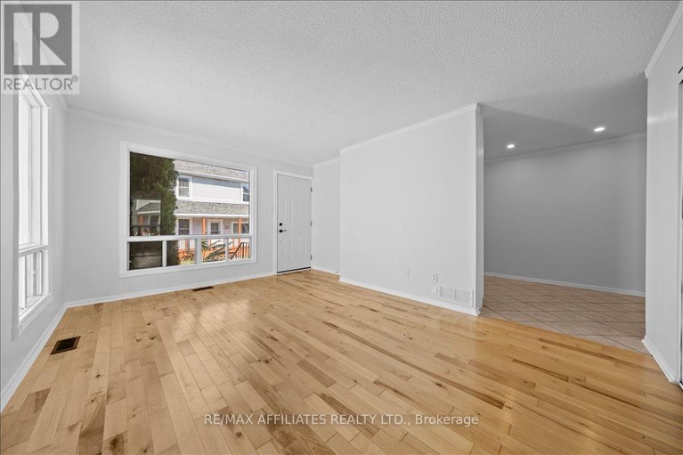 28883250/782-powers-street/town-of-rockland/clarence-rockland/ontario/K4K1L5_7