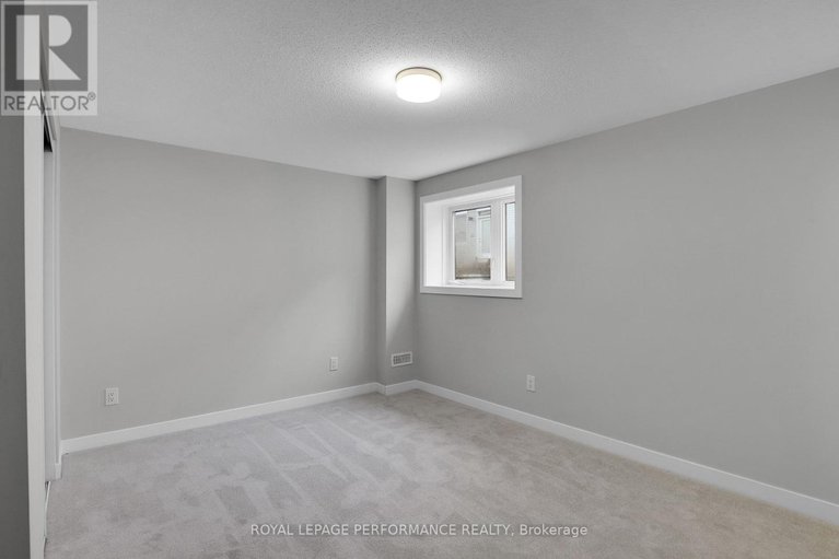 28900930/94-pizzicato-street/mer-bleuebradley-estatesanderson-park/ottawa/ontario/K1W0E1_26