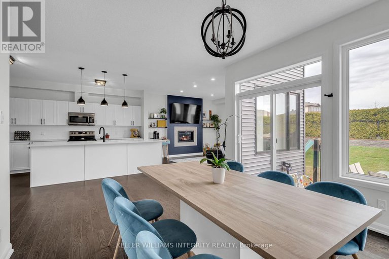28230053/176-onyx-crescent/town-of-rockland/clarence-rockland/ontario/K4K1P6_17