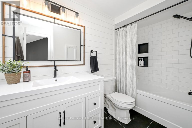 28886186/6118-silverbirch-street/orleans-village/ottawa/ontario/K1W1C4_17