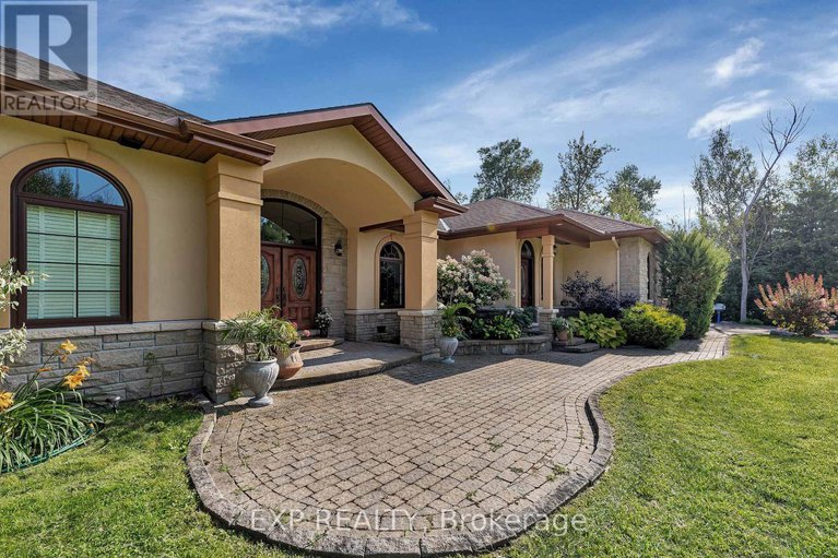 28473825/104-sentinel-pine-way/huntley-ward-south-east/ottawa/ontario/K0A1L0_2