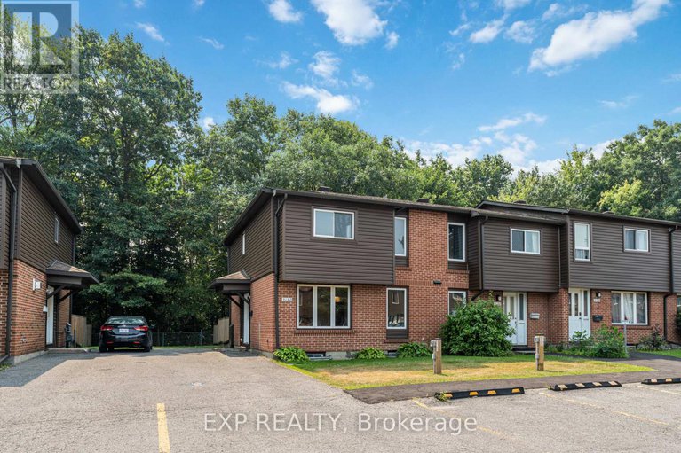 28690323/91-3190-stockton-drive/blossom-parkkemp-parkfindlay-creek/ottawa/ontario/K1T1S1_1