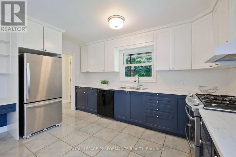 28506463/181-northwestern-avenue/ottawa-westtunneys-pasture/ottawa/ontario/K1Y0M1_15