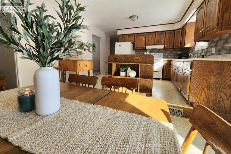 29349471/11-oak-street/augusta-twp/augusta/ontario/K0E1P0_15