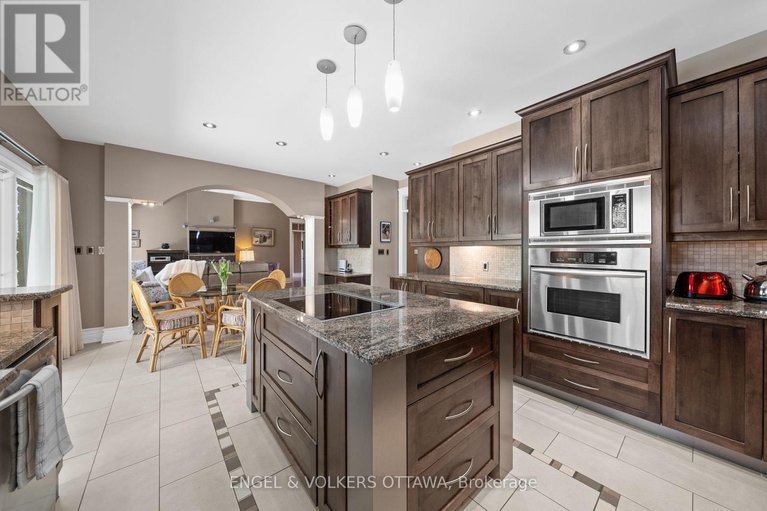 29642089/6370-emerald-links-drive/greely/ottawa/ontario/K4P1M4_16