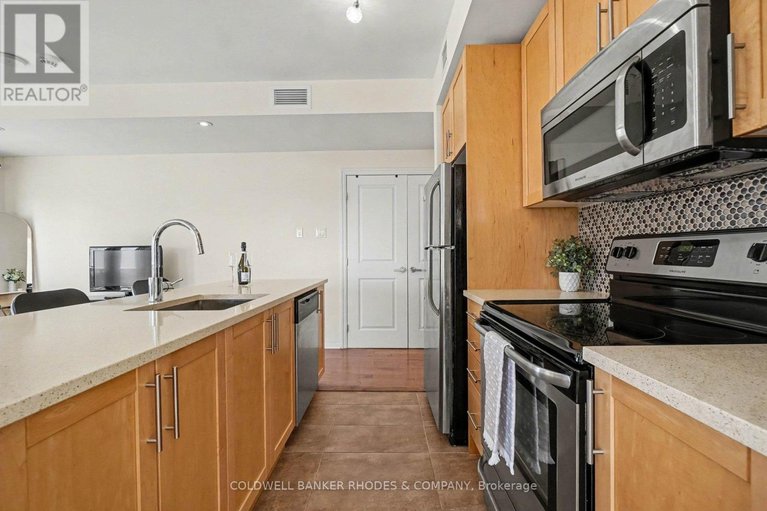 29669550/1809-242-rideau-street/sandy-hill/ottawa/ontario/K1N0B7_15