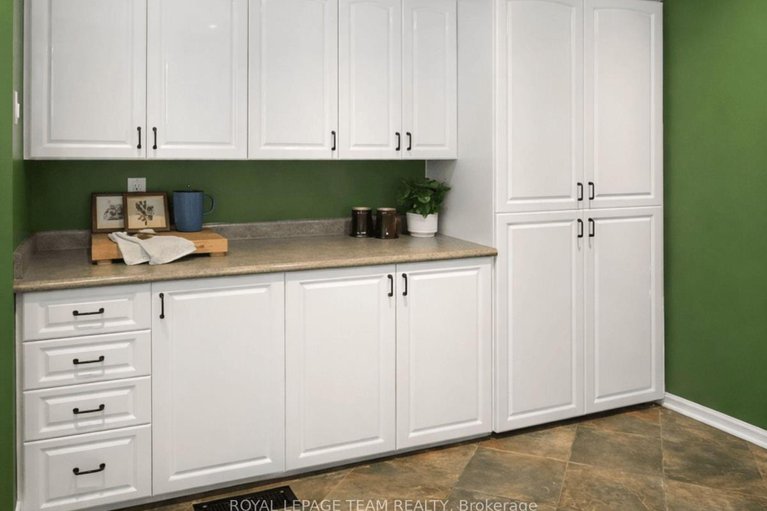 29313879/2249-mcgovern-road-w/north-grenville-twp-kemptville-south/north-grenville/ontario/K0G1S0_15