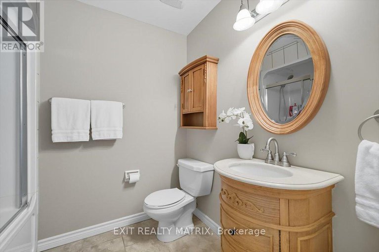 28933679/159-dunlop-crescent/village-of-russell/russell/ontario/K4R1B3_26