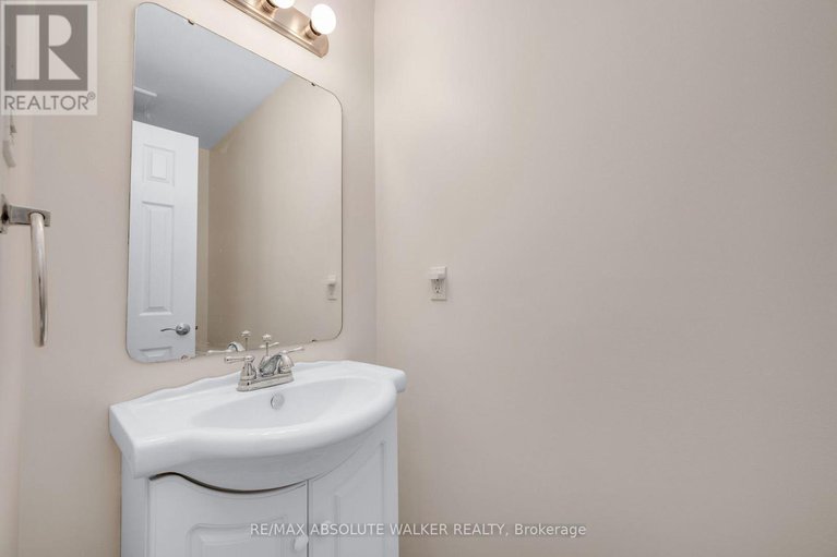 29345322/1-stradwick-avenue/cedargrovefraserdale/ottawa/ontario/K2J2X3_20