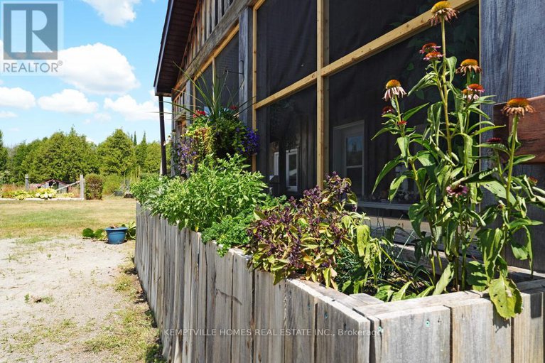 28779874/4095-paden-road/rideau-twp-s-of-reg-rd-6-w-of-mccordick-rd/ottawa/ontario/K0A2T0_22