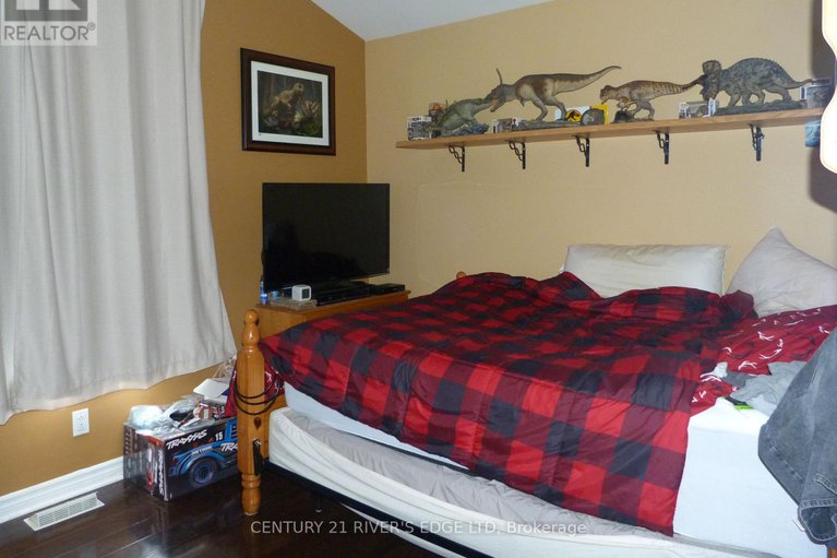 28033034/40-lori-lane/chesterville/north-dundas/ontario/K0C2H0_16
