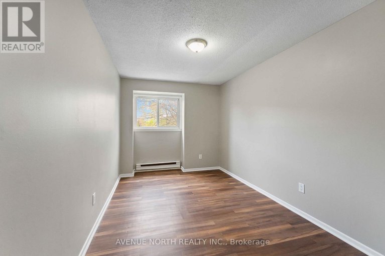 28310712/34j-1958-jasmine-crescent/beacon-hill-south/ottawa/ontario/K1J7W1_12
