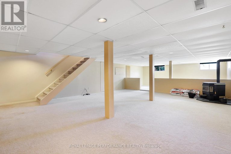 29658263/108-felton-crescent/russell-twp/russell/ontario/K4R1E5_24