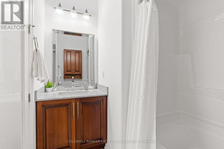 28989524/1623-claymor-avenue/carleton-heights/ottawa/ontario/K2C1T4_36