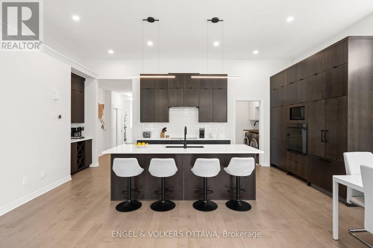 28785703/209-blackhorse-drive/north-grenville-twp-kemptville-south/north-grenville/ontario/K0G1J0_6