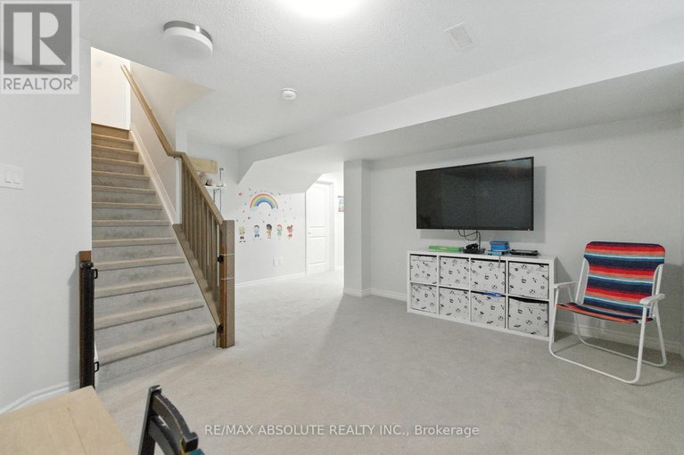 28752702/730-perseus-avenue/half-moon-bay/ottawa/ontario/K2J6V8_40