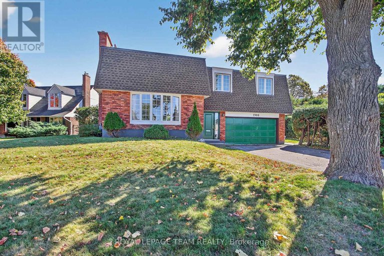 28961785/1900-southampton-court/braemar-park/ottawa/ontario/K2C0W3_1