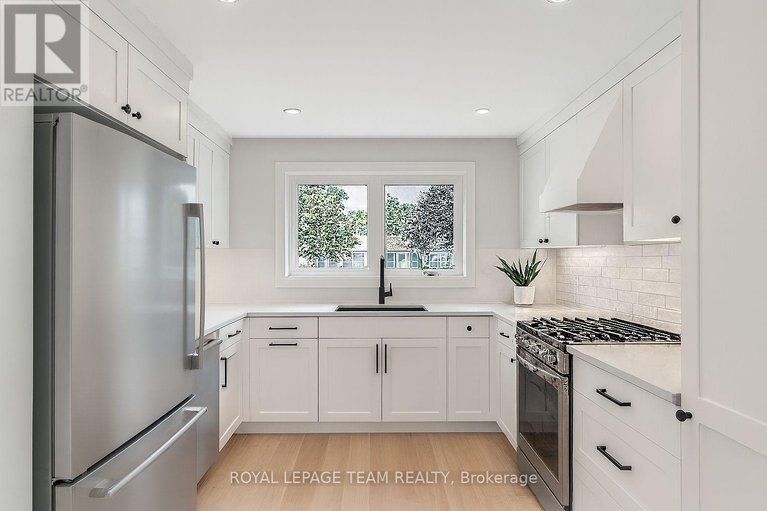 29064420/1119-firefly-lane/manotick-south-to-roger-stevens/ottawa/ontario/K4M0T6_16