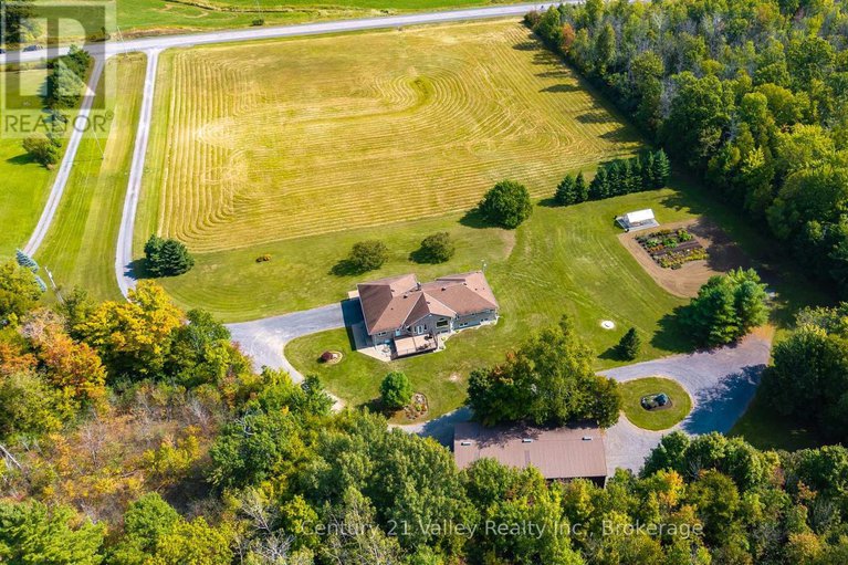 29363562/5421-carp-road/fitzroy-ward-south-east/ottawa/ontario/K0A2H0_15