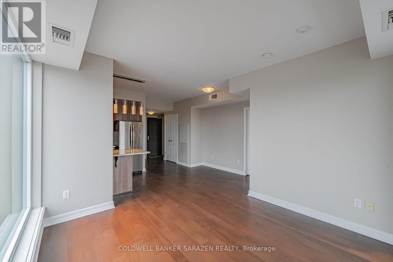28323969/1015-238-besserer-street/sandy-hill/ottawa/ontario/K1N6B1_17
