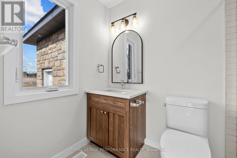 29671642/86-mille-roches-road/long-sault/south-stormont/ontario/K0C1P0_22