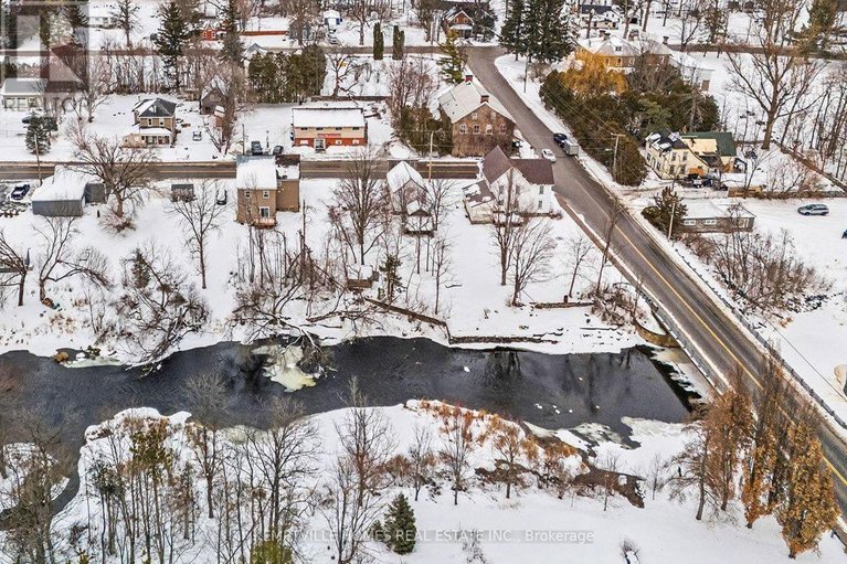 29275491/9-water-street/north-grenville-twp-kemptville-south/north-grenville/ontario/K0G1S0_34